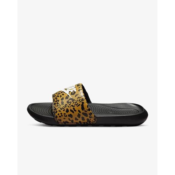 Nike Victori One Slides Womens Size 9 Animal Print Enhanced Comfort Sandals NWT - Picture 2 of 9